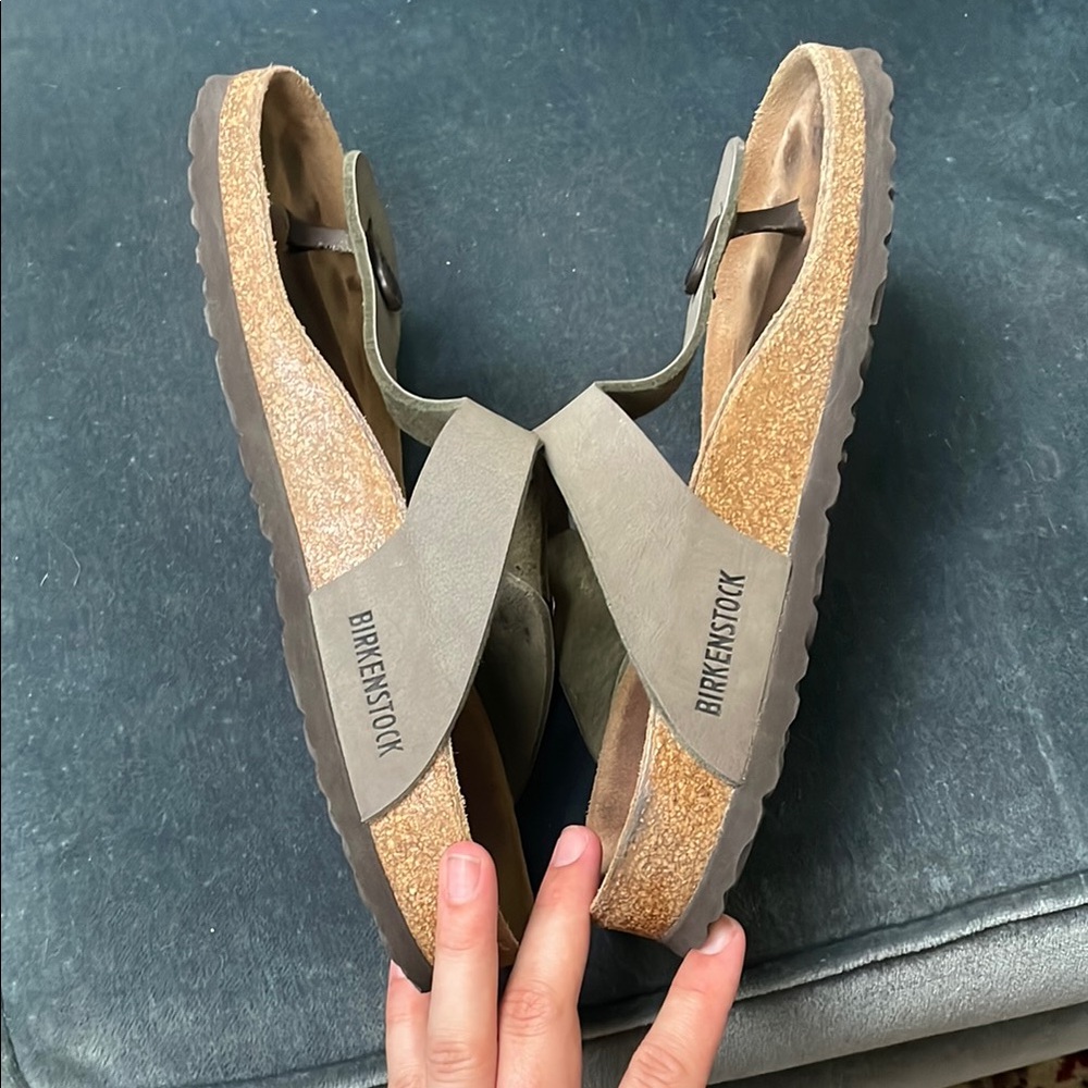 Birkenstock Tan Thong Sandals - Picture 3 of 4